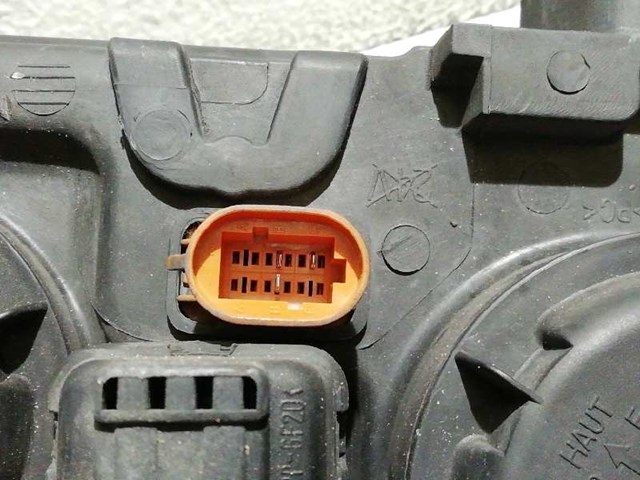 7700432098 RENAULT Faro izquierdo  en stock Gandía