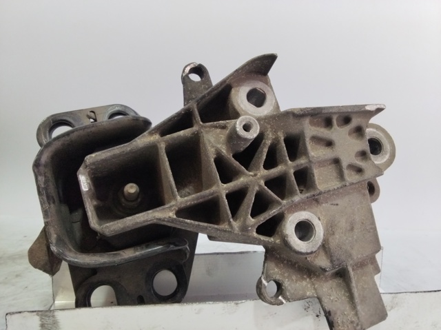 Soporte motor delantero Renault Clio 2 BB, CB