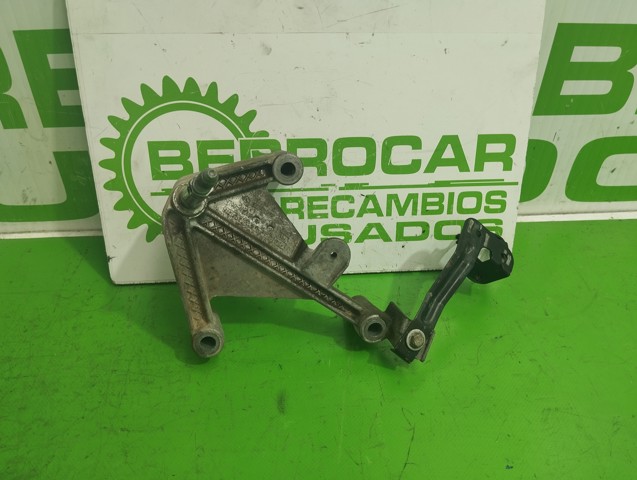 Soporte para taco de motor izquierdo 7700434671 Renault (RVI)