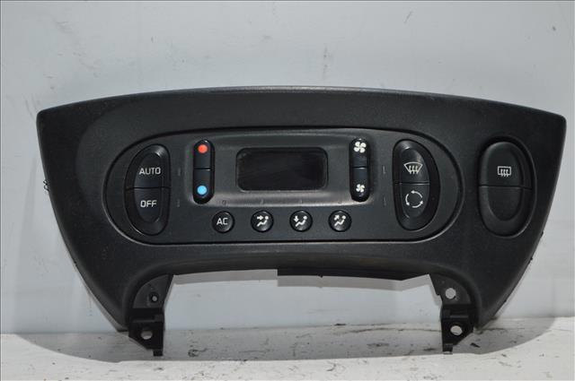 RENAULT 7700435400  en stock Terrassa