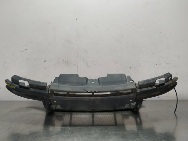 RENAULT 7700435879 Parachoques delantero  disponible Valladolid