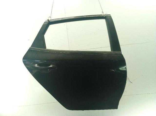 77004D4000 HYUNDAI Puerta trasera derecha  comprar en Jaén