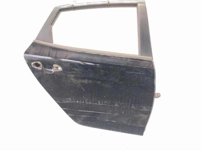 HYUNDAI 77004D4000 Puerta trasera derecha  en stock Salamanca