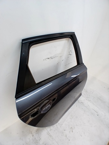 77004G4000 Puerta trasera derecha comprar Sevilla