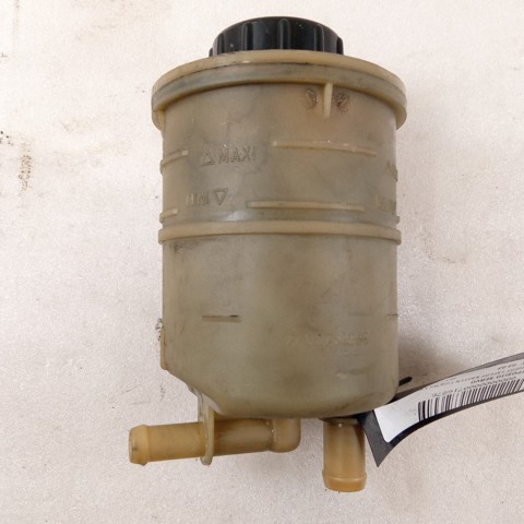 Depósito de bomba de dirección hidráulica 7700782884 PEUGEOT