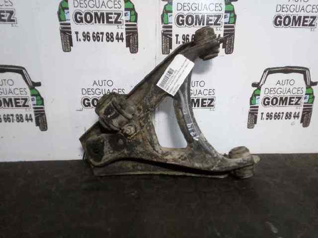 Brazo inferior izquierdo de la suspensión delantera 7700783455 RENAULT