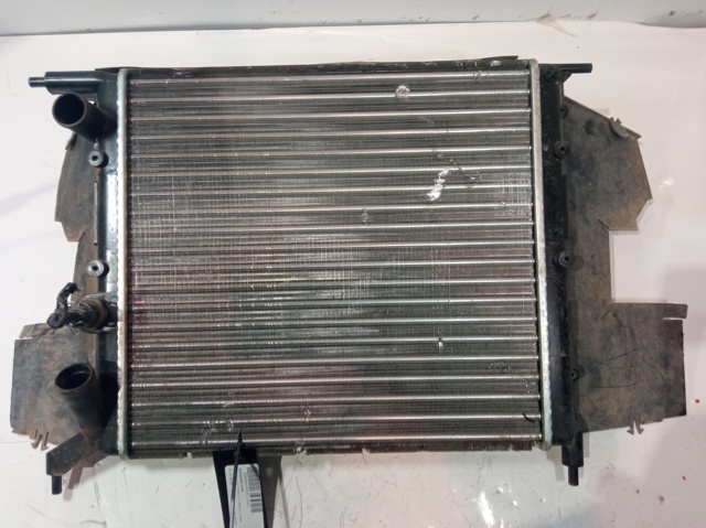 Radiador de agua 7700784038 RENAULT