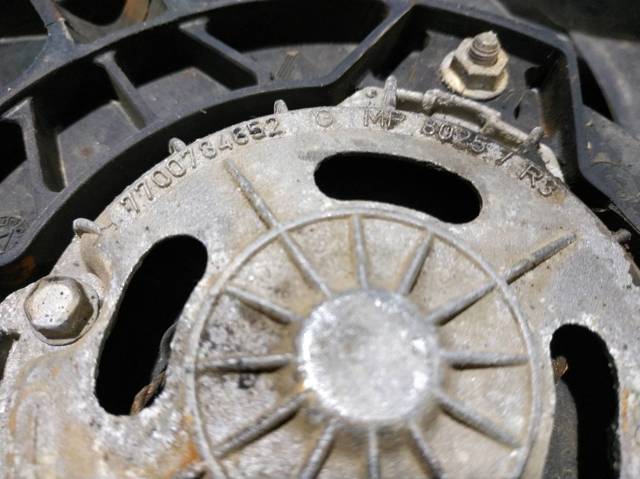 7700784652 Ventilador del radiador  disponible Málaga