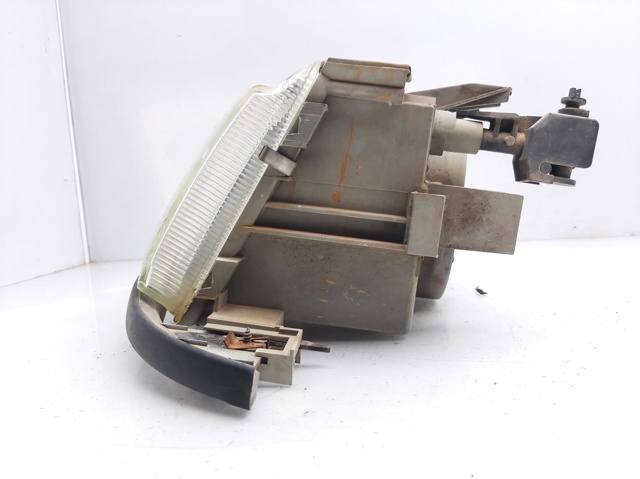 7700796425 RENAULT Faro izquierdo  disponible Alicante