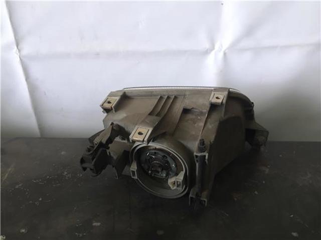 7700796425 RENAULT Faro izquierdo  comprar en Jaén