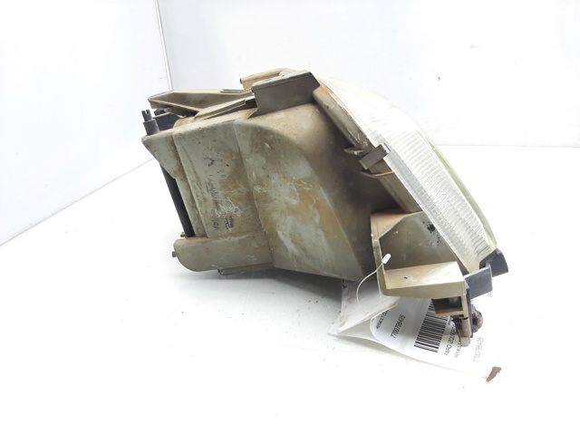 7700796425 RENAULT Faro izquierdo comprar Alcalá