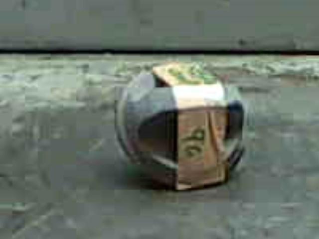 7700807379 RENAULT Tapón del depósito de combustible  disponible Alicante