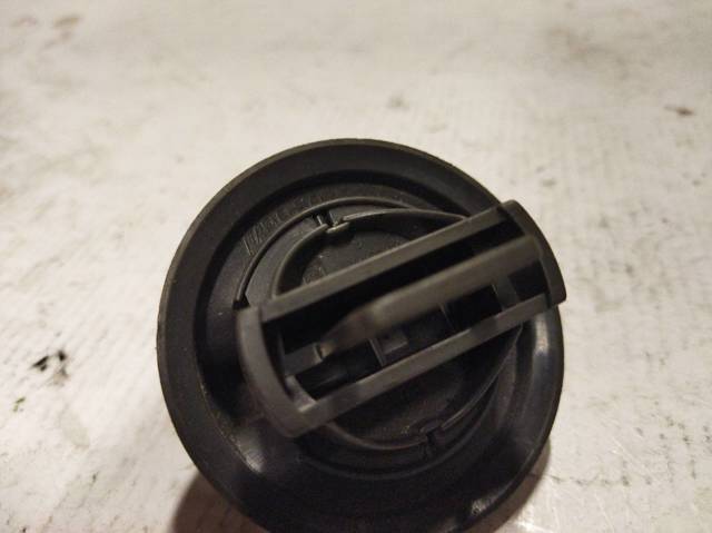 Tapa (tapón) del depósito de combustible Renault Clio 2 BB, CB