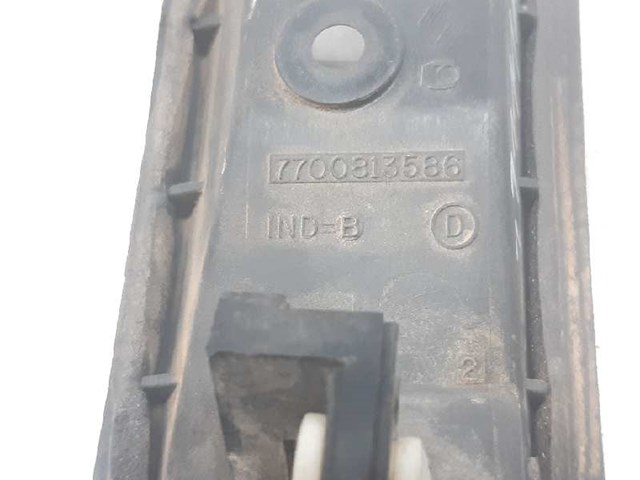 7700813586 Manija interior derecha delantera/trasera de puerta  en stock Castellón