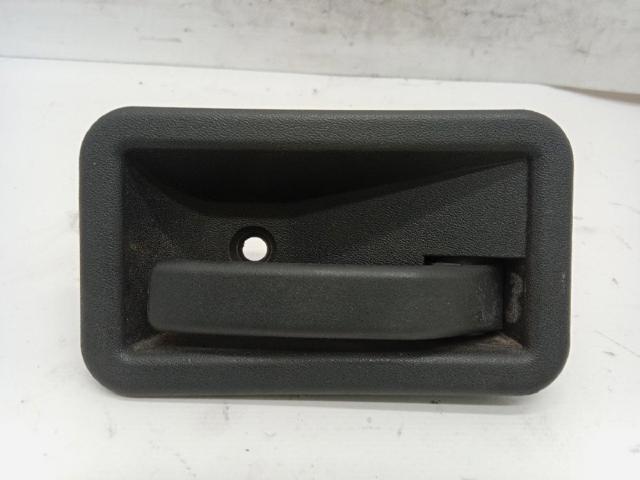 7700813586 Manija interior derecha delantera/trasera de puerta comprar Girona