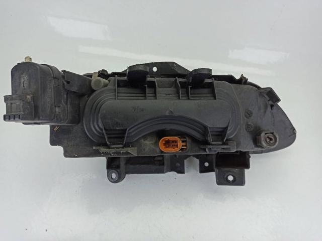 7700820118 RENAULT Faro izquierdo comprar Madrid