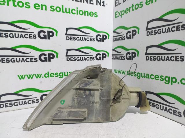 7700820127 RENAULT Piloto intermitente derecho  disponible Alicante