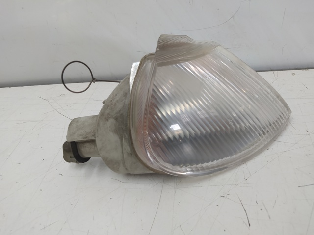 RENAULT 7700820127 Piloto intermitente derecho comprar Tarragona