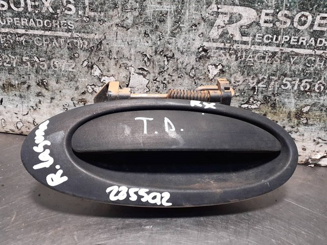 Tirador de puerta exterior trasero derecho 7700821372 Renault (RVI)