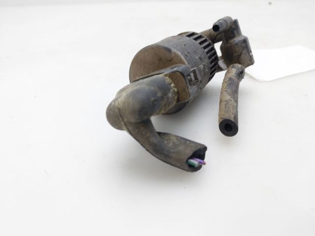 RENAULT 7700821782 Bomba-motor de limpiaparabrisas delantero/trasero  disponible Valladolid