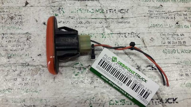 RENAULT 7700822136 Luz intermitente de guardabarros comprar Barcelona
