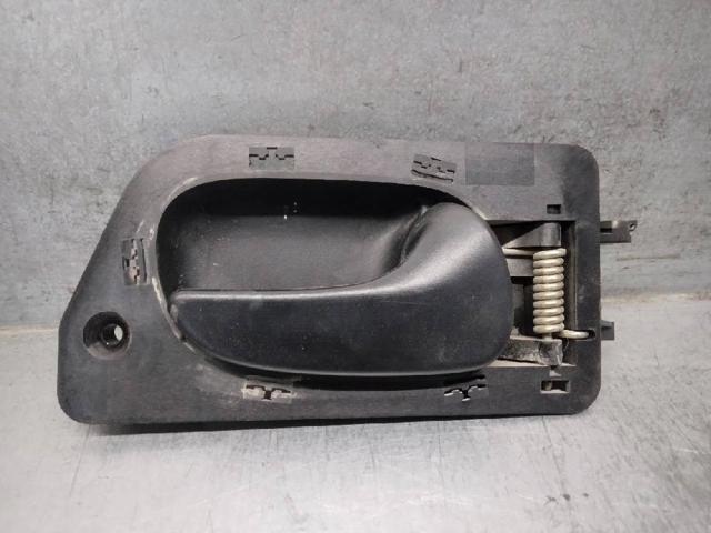 RENAULT 7700823285 Manija interior de puerta delantera derecha  en stock Valencia