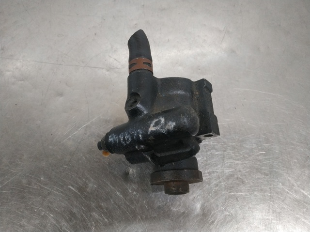 Bomba de dirección hidráulica 7700823735 RENAULT