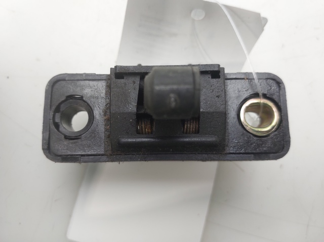 RENAULT 7700827599 Cerradura de maletero  en stock Salamanca