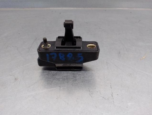 7700827599 RENAULT Cerradura de maletero  en stock Córdoba