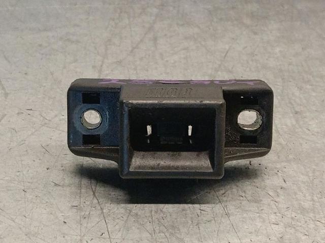 7700827599 RENAULT Cerradura de tapa de maletero  comprar en Jaén