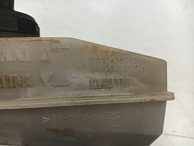 7700828034 Depósito del líquido de frenos del cilindro maestro  disponible Utrera