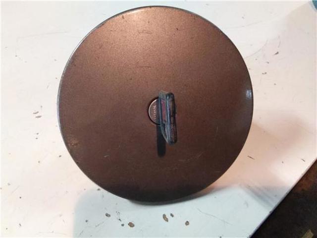 Tapón combustible Renault Clio I hatchback comprar en España