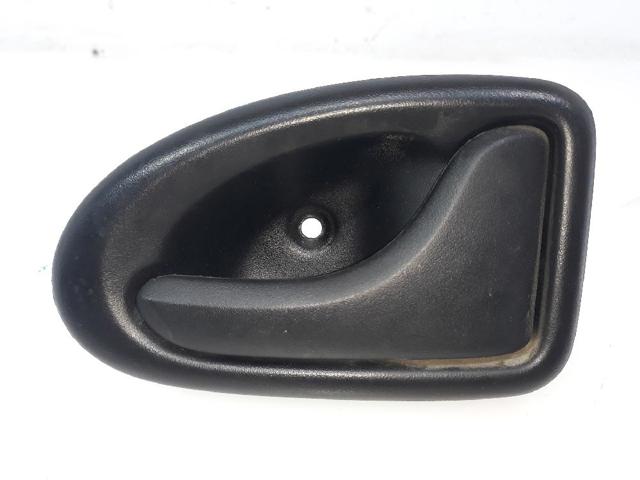 NISSAN 7700830079 Manija interior derecha delantera/trasera de puerta  en stock Salamanca