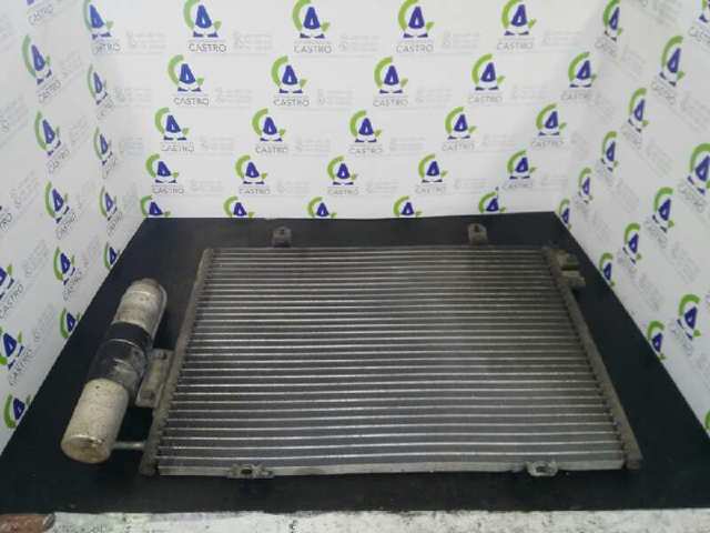 Condensador / radiador  aire acondicionado para renault clio ii 1.6 (b/cb0d) k7m744 7700836314