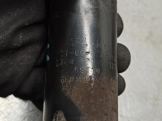 7700838084 RENAULT Amortiguador  en stock Huelva
