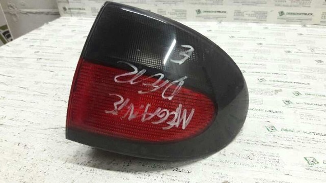 7700838531 Piloto trasero exterior derecho  en stock Sabadell