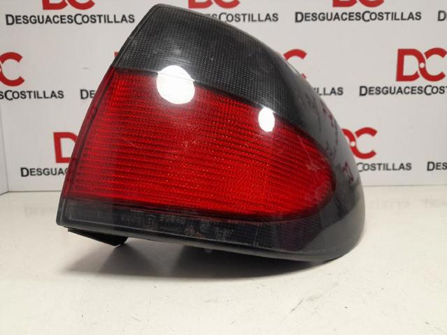 7700838531 Piloto trasero exterior derecho  comprar en Pontevedra
