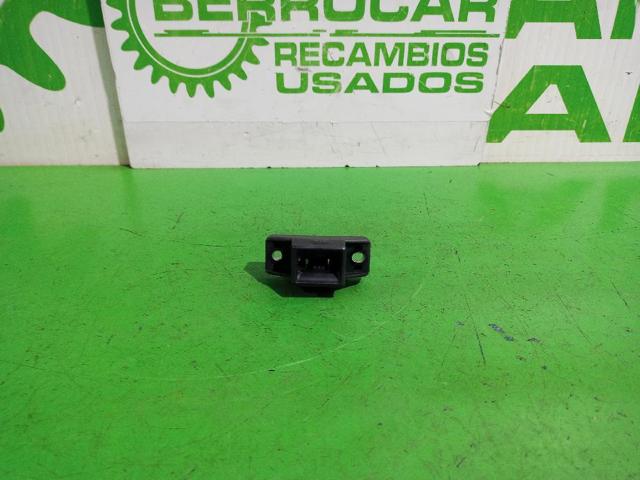 7700838546 RENAULT Cerradura de maletero  en stock Gandía