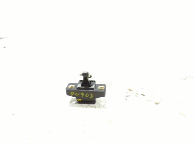 7700838546 RENAULT Cerradura de maletero comprar Madrid