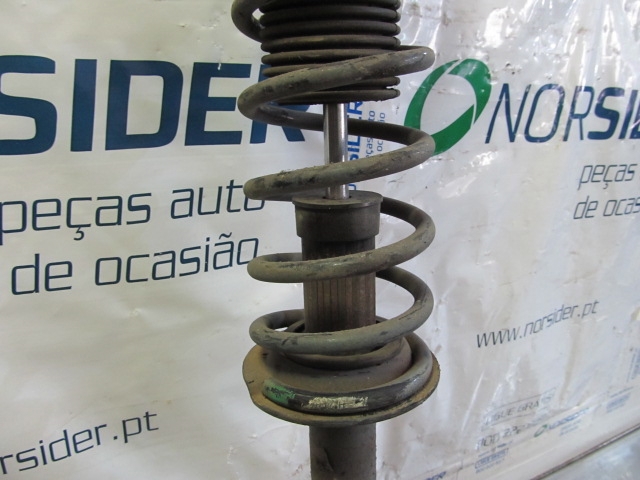 Soporte amortiguador trasero 7700840056 RENAULT