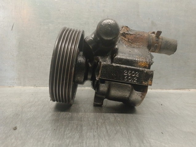 RENAULT 7700840105 Bomba de dirección comprar Pamplona