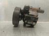 Bomba de dirección asistida  7700840105 RENAULT