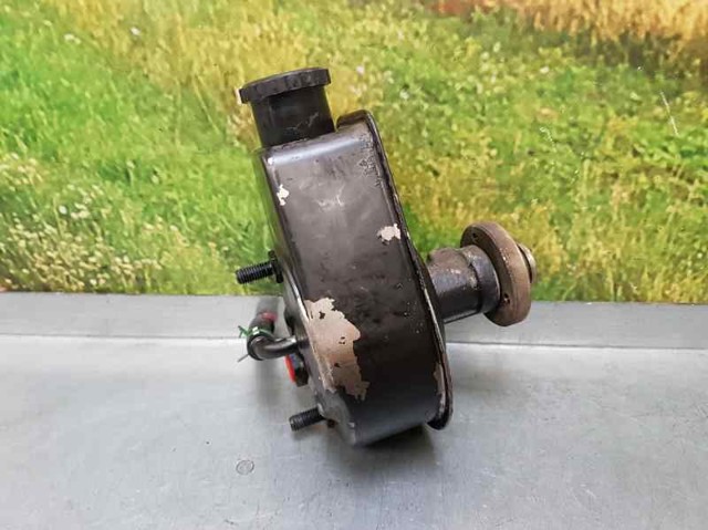 7700840724 RENAULT Bomba de dirección asistida  comprar en Oviedo