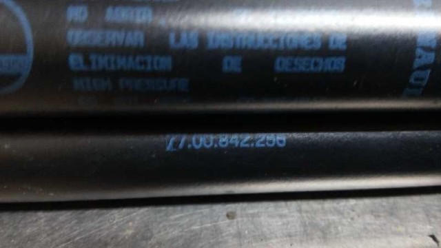 7700842256 RENAULT Amortiguador maletero  en stock Huelva