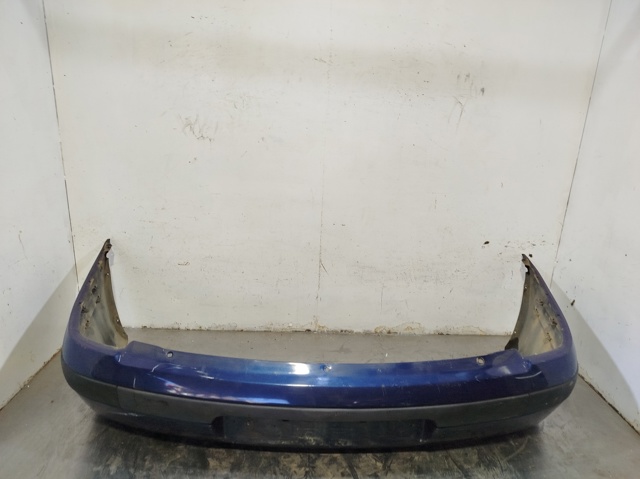 Defensa trasero Renault Megane I (1996-2003)