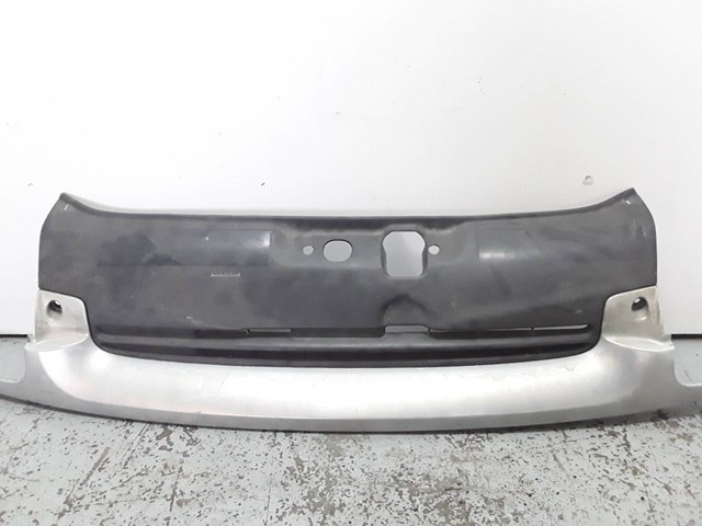 RENAULT 7700846870 Parrilla del radiador  comprar en Ponferrada
