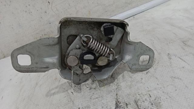 Cerradura del capó de motor Renault Megane 1 LA0, LA1