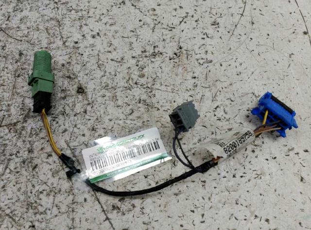 Interruptor luz de freno 7700849783 RENAULT