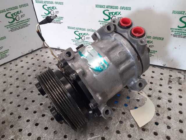 RENAULT 7700857907F Compresor de aire acondicionado  comprar en Ponferrada