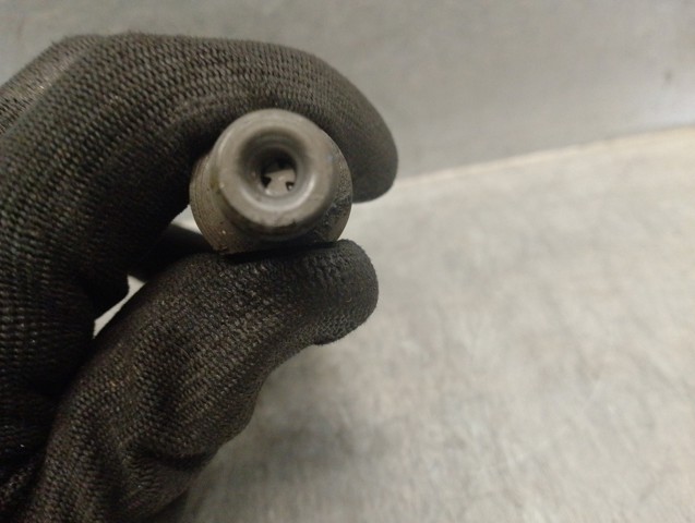 7700875036 Inyector de combustible  comprar en Zaragoza